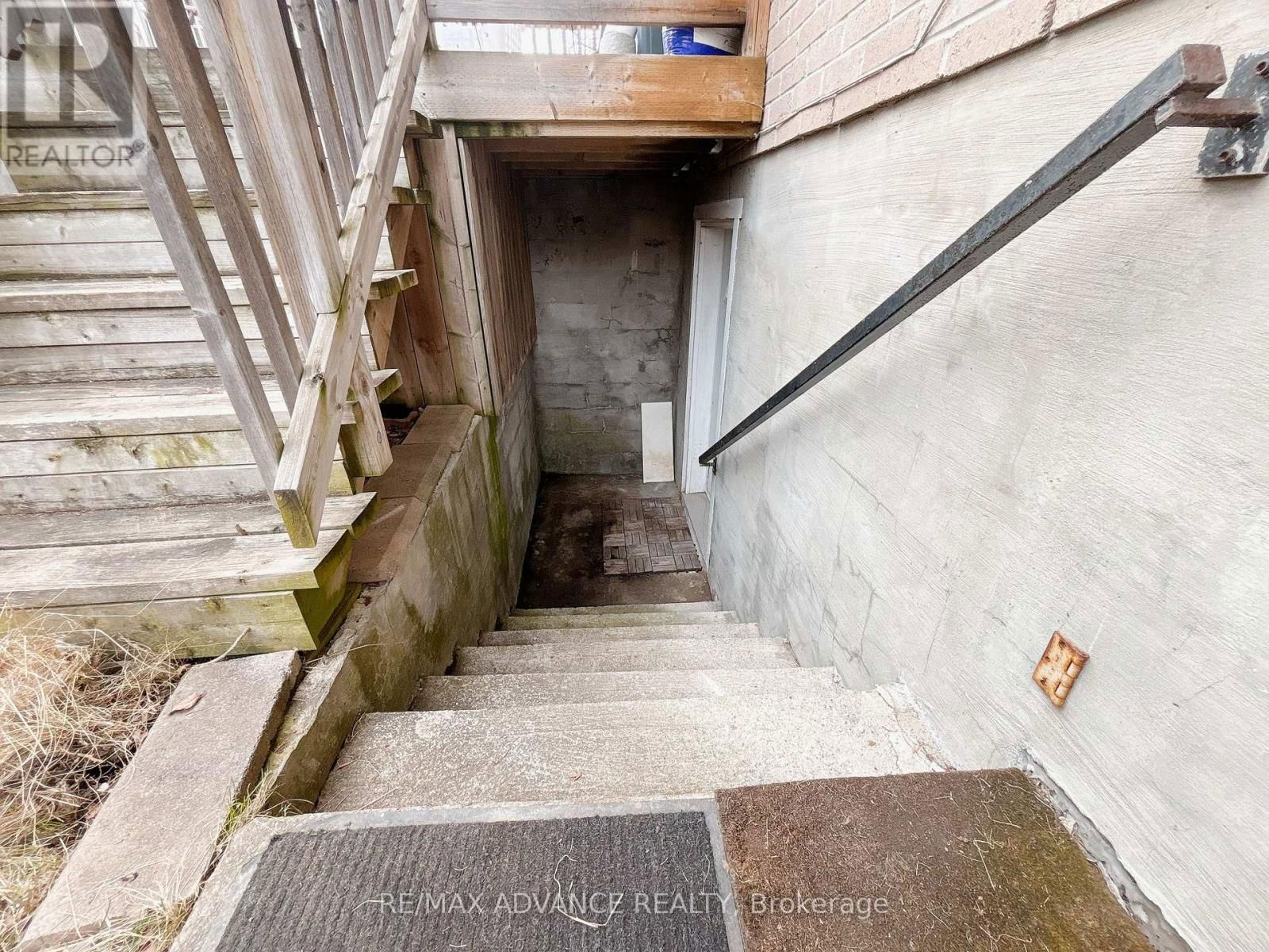 Bsmt - 1 PYNFORD CRESCENT Image 7
