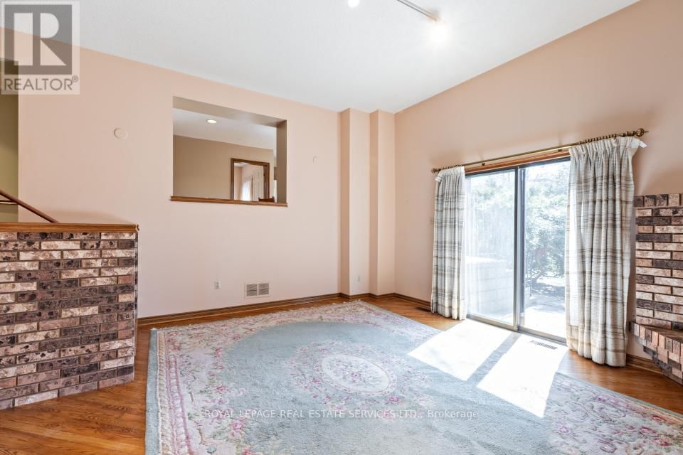 29 CAMERON AVENUE Image 16