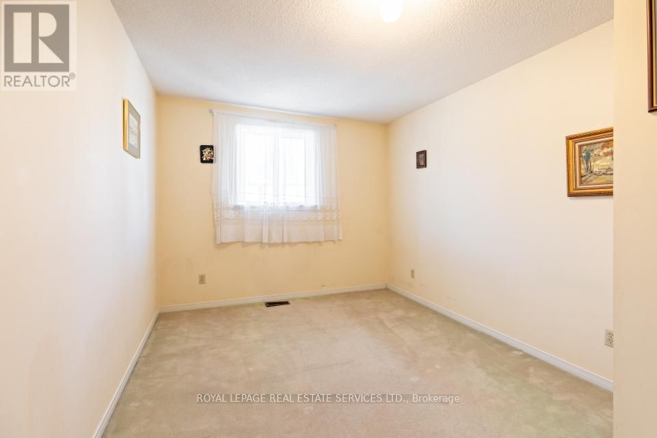 29 CAMERON AVENUE Image 20