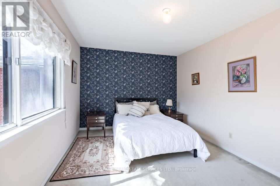29 CAMERON AVENUE Image 23