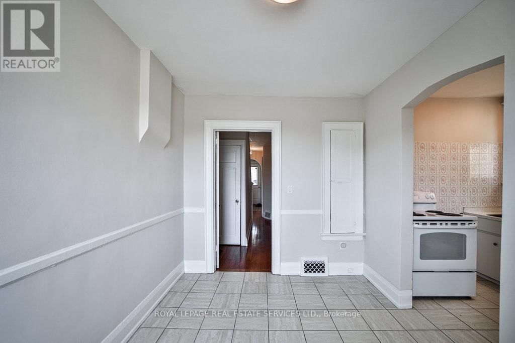 25 EARNSCLIFFE ROAD Image 12