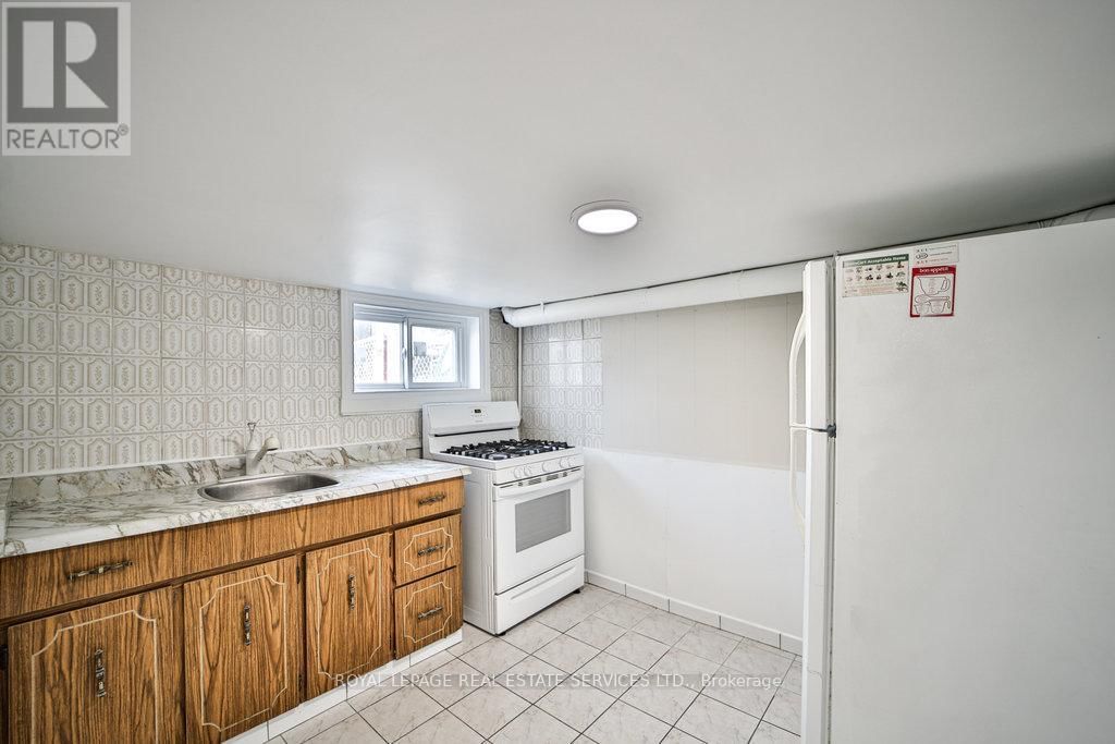 25 EARNSCLIFFE ROAD Image 28