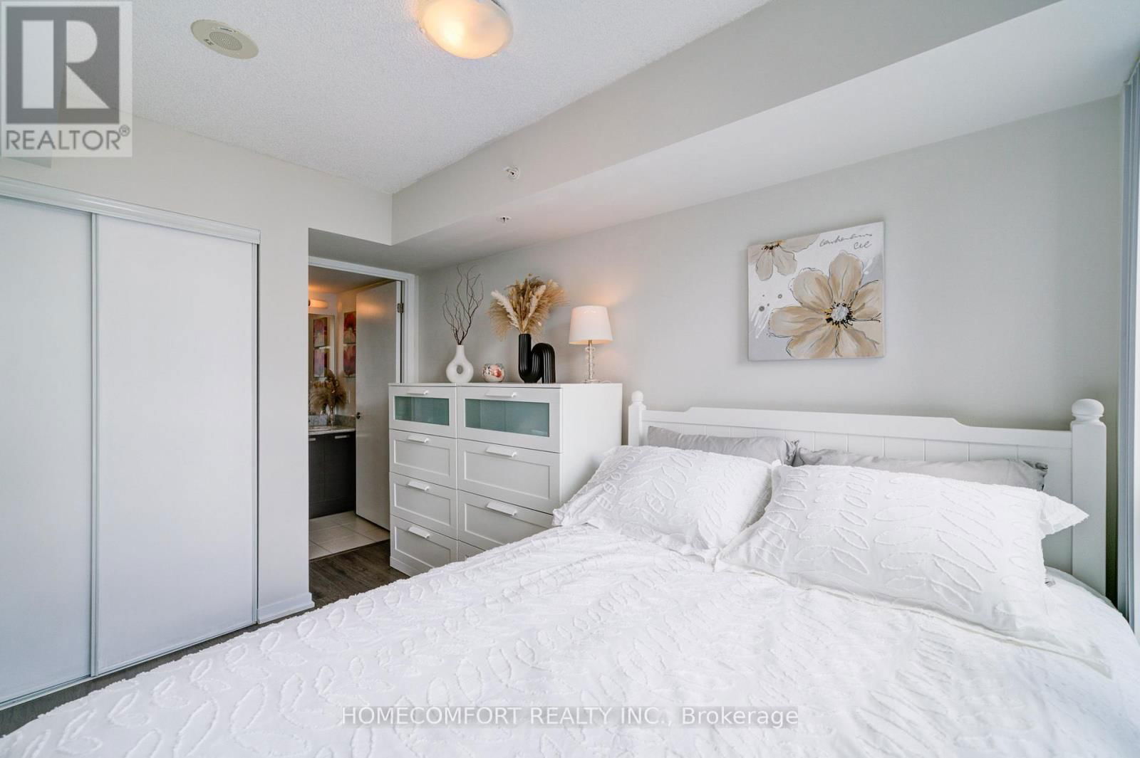 1006 - 68 ABELL STREET Image 17