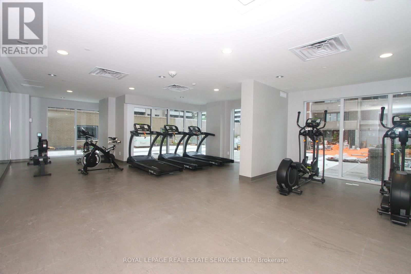 280 BLEECKER STREET Image 14