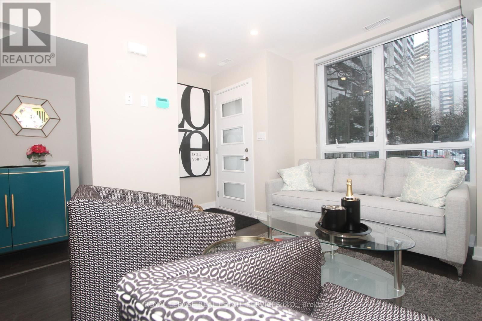 280 BLEECKER STREET Image 6