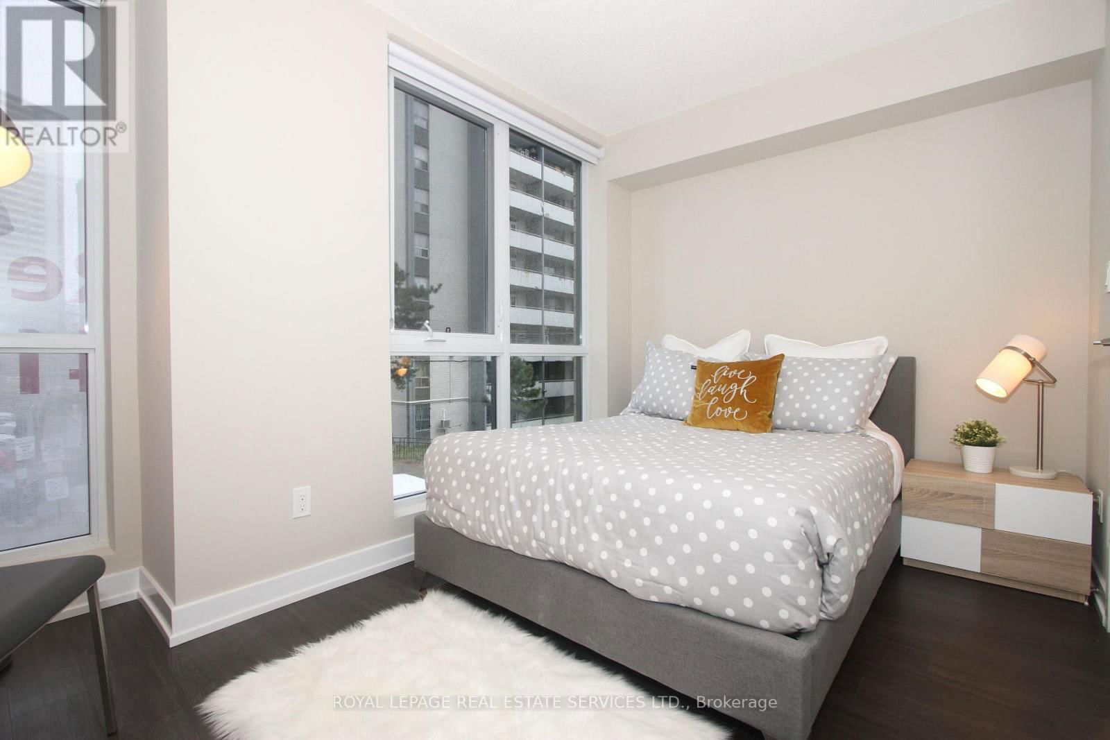 280 BLEECKER STREET Image 7