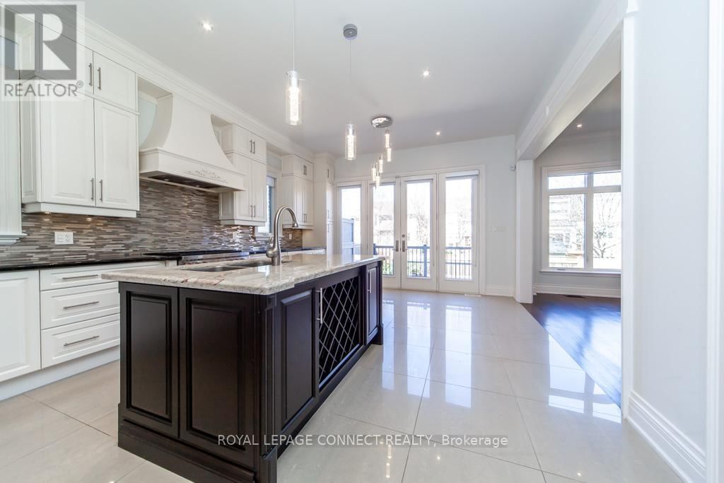 44 GWENDOLEN AVENUE Image 11