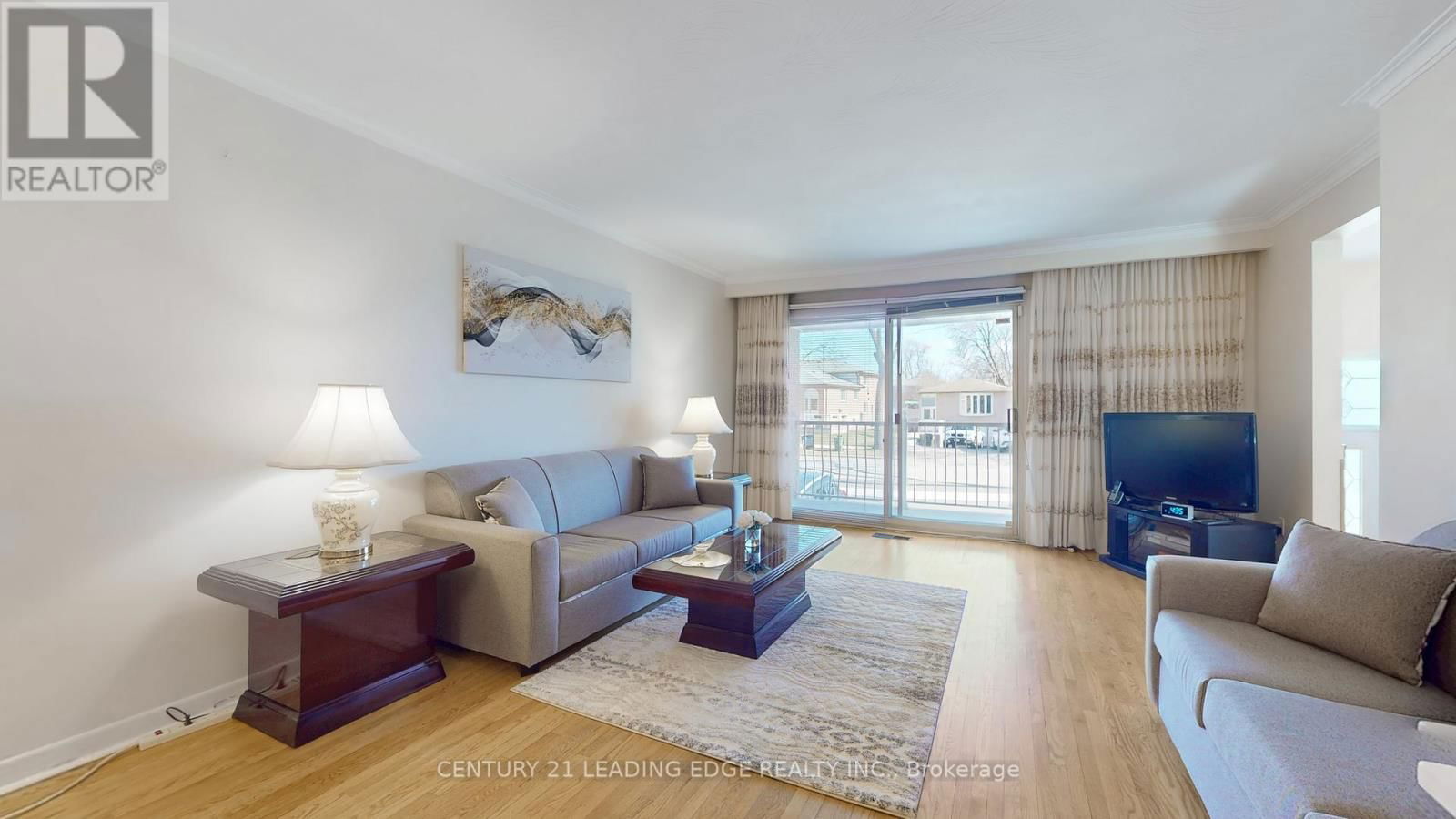 101 PINDAR CRESCENT Image 11