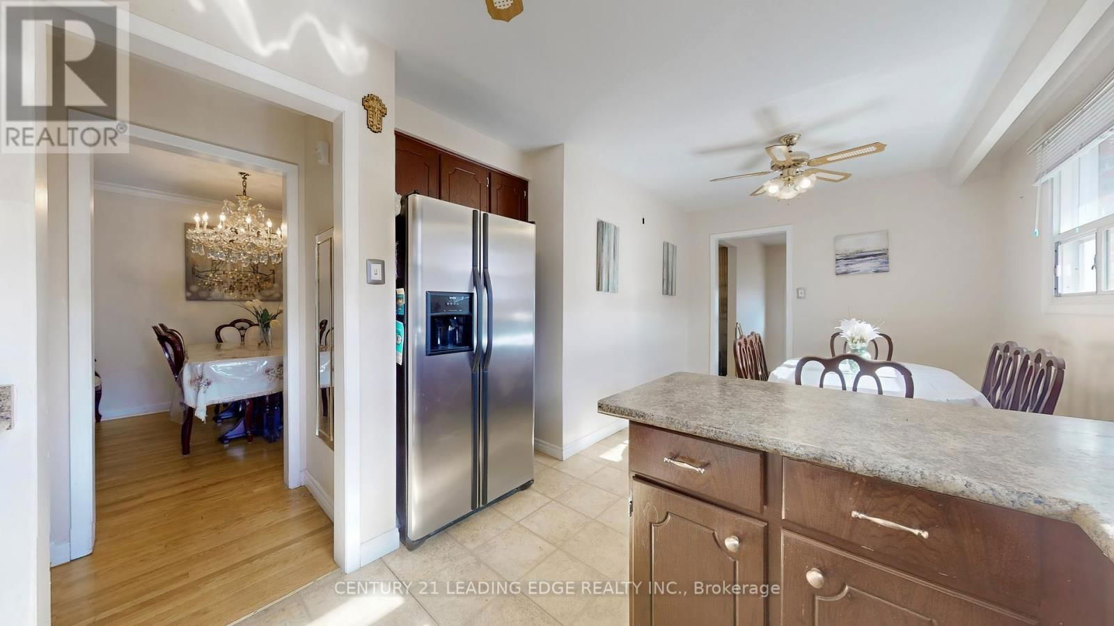 101 PINDAR CRESCENT Image 17