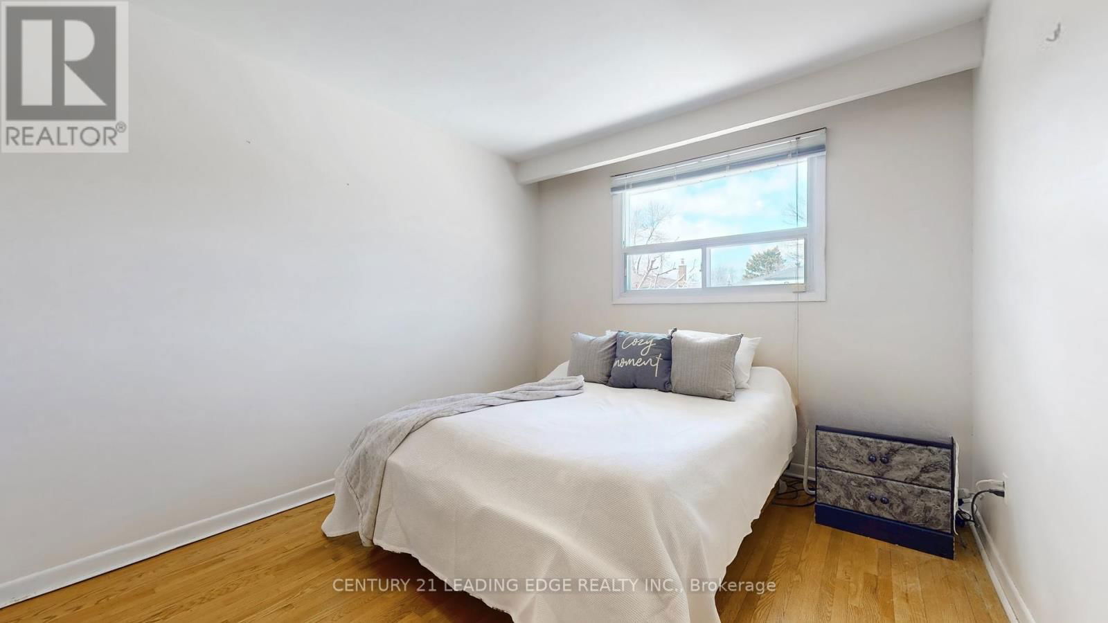 101 PINDAR CRESCENT Image 23