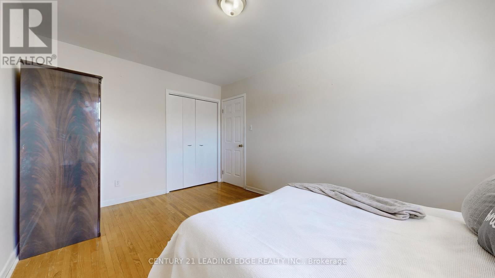 101 PINDAR CRESCENT Image 24