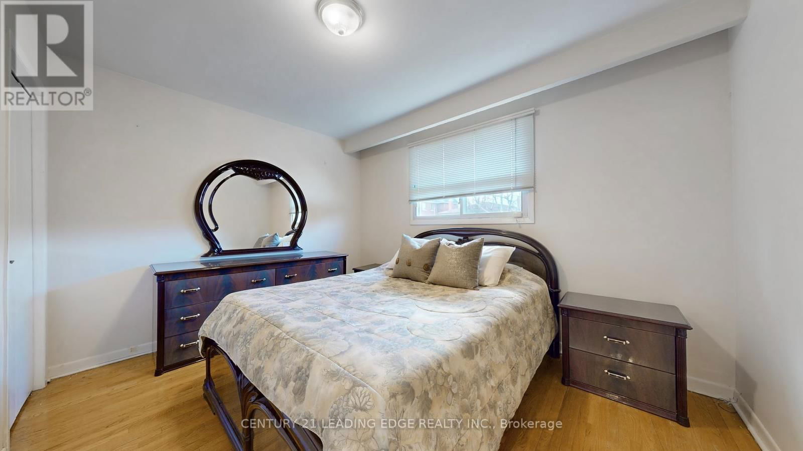 101 PINDAR CRESCENT Image 25