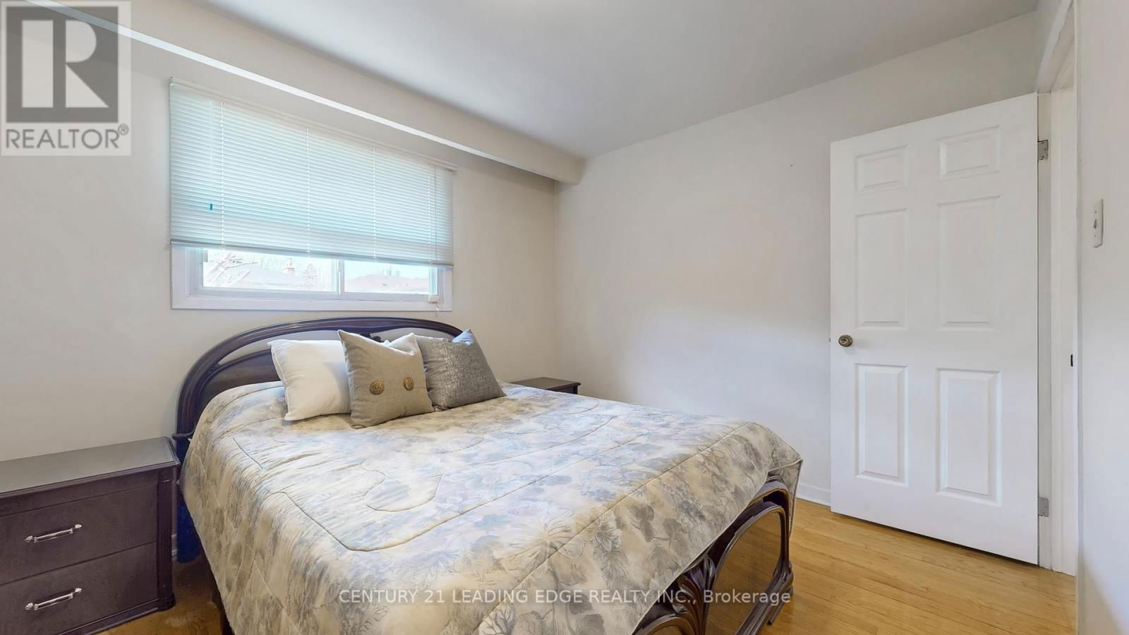 101 PINDAR CRESCENT Image 26