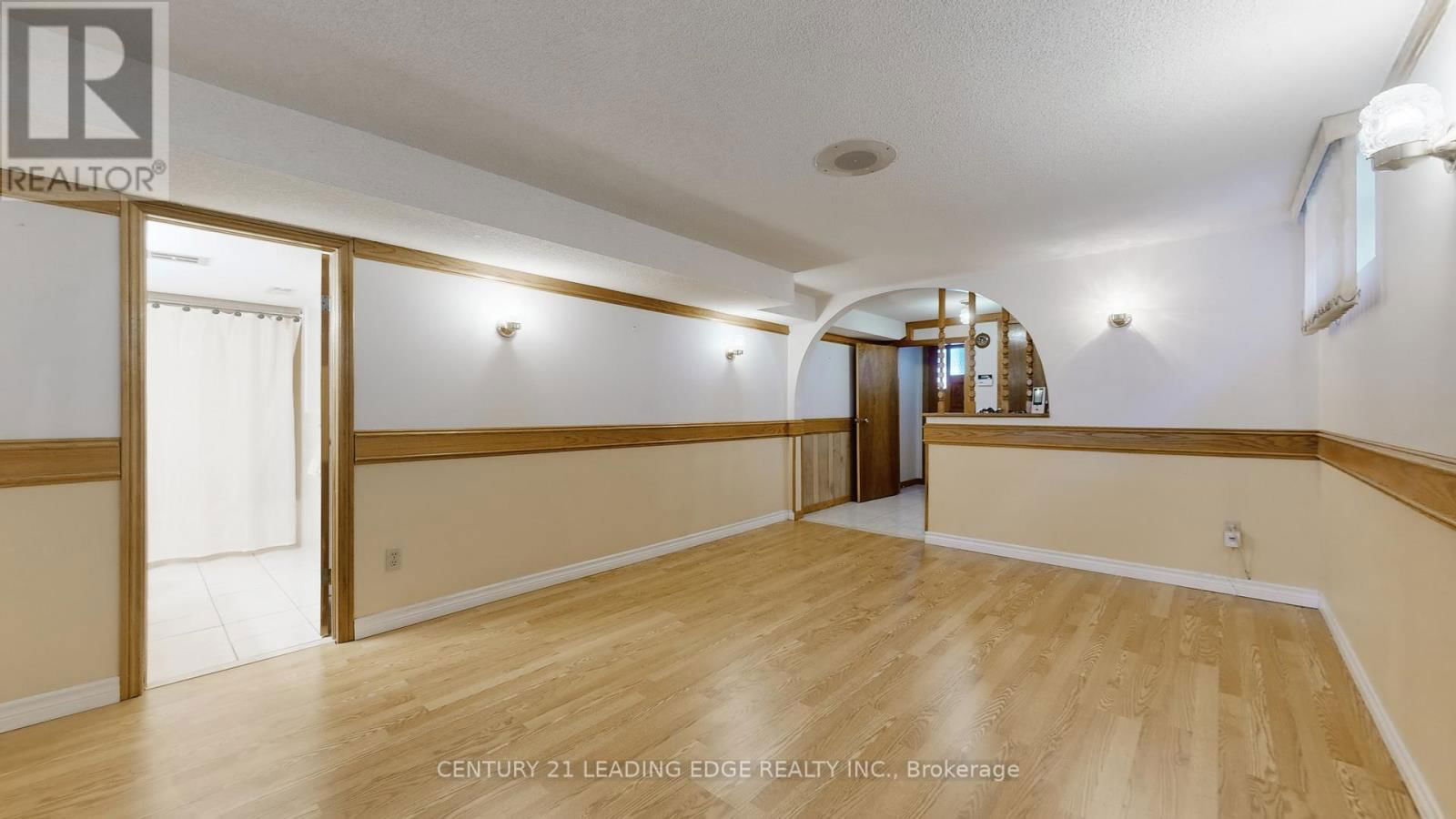 101 PINDAR CRESCENT Image 33