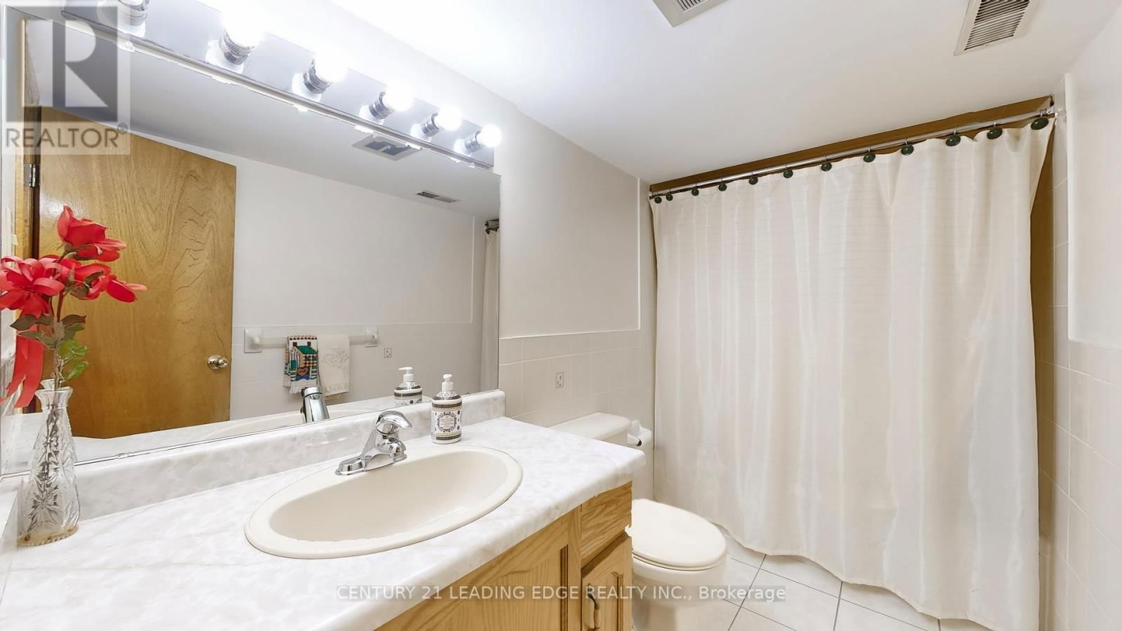 101 PINDAR CRESCENT Image 41