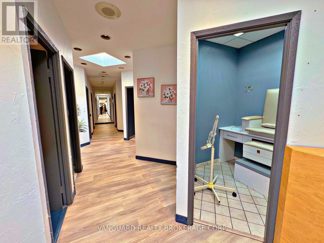 2nd Floor - 1106 EGLINTON AVENUE WEST Image 10