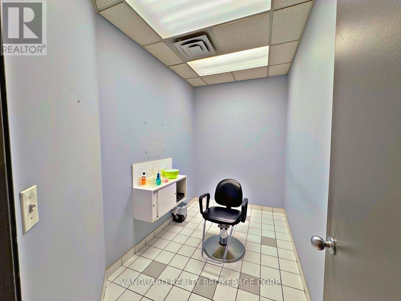 2nd Floor - 1106 EGLINTON AVENUE WEST Image 14