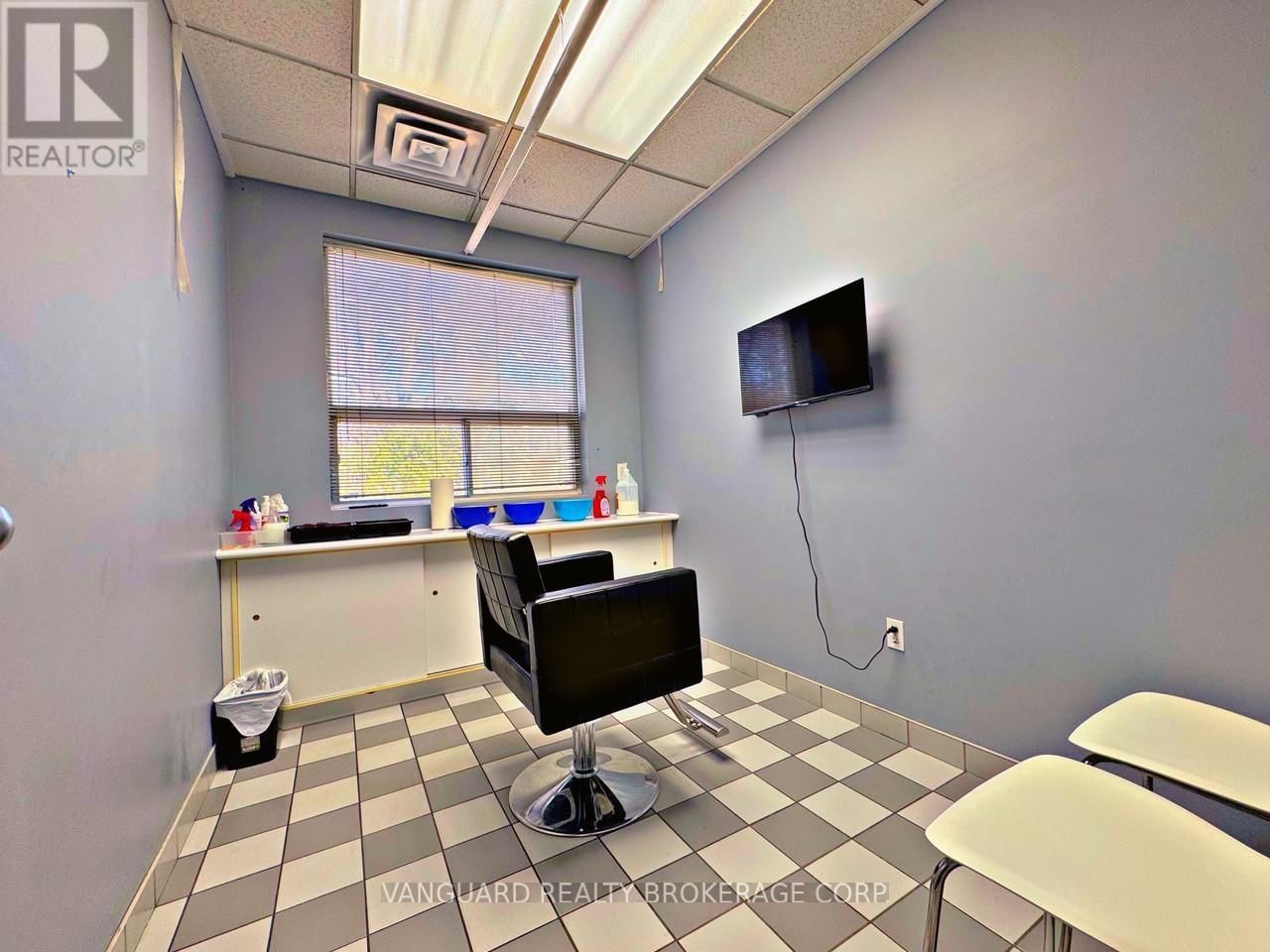2nd Floor - 1106 EGLINTON AVENUE WEST Image 21