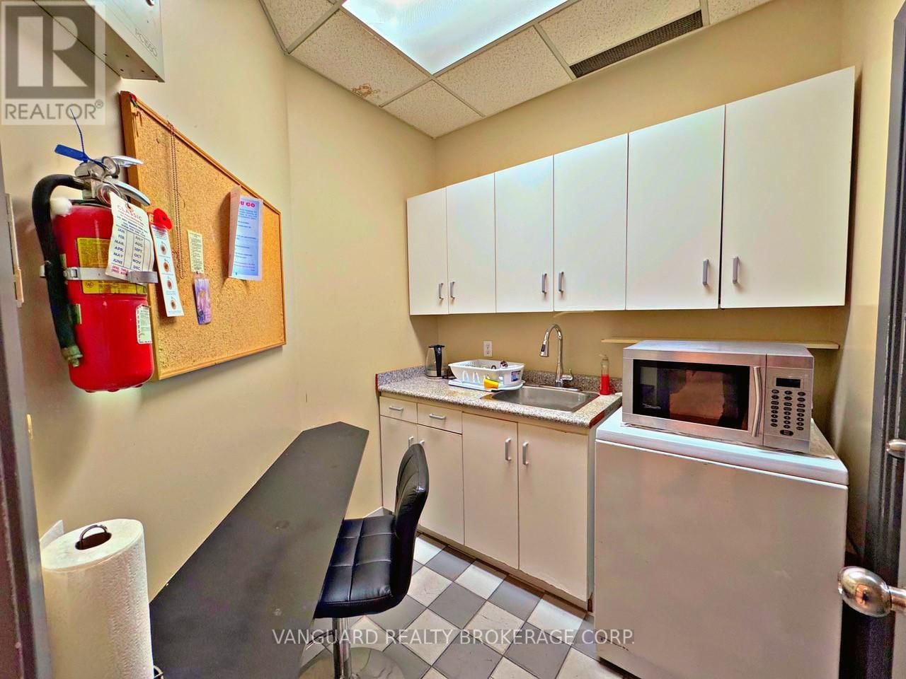 2nd Floor - 1106 EGLINTON AVENUE WEST Image 9