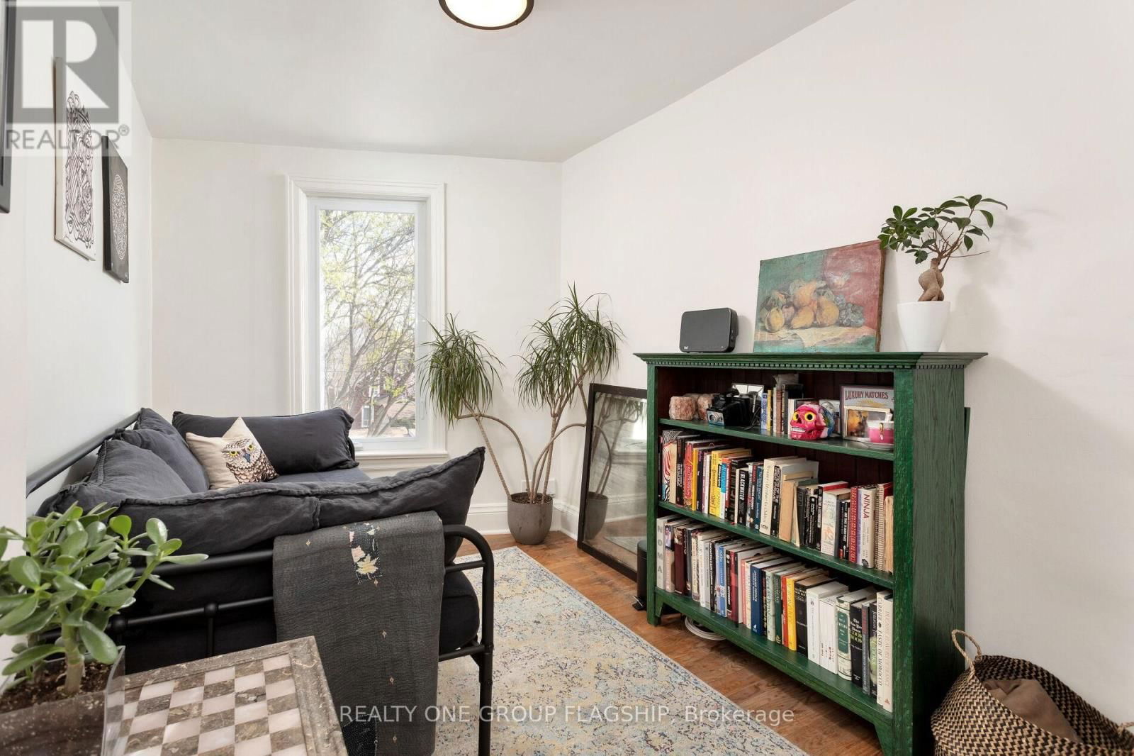 1691 DUNDAS STREET WEST Image 26