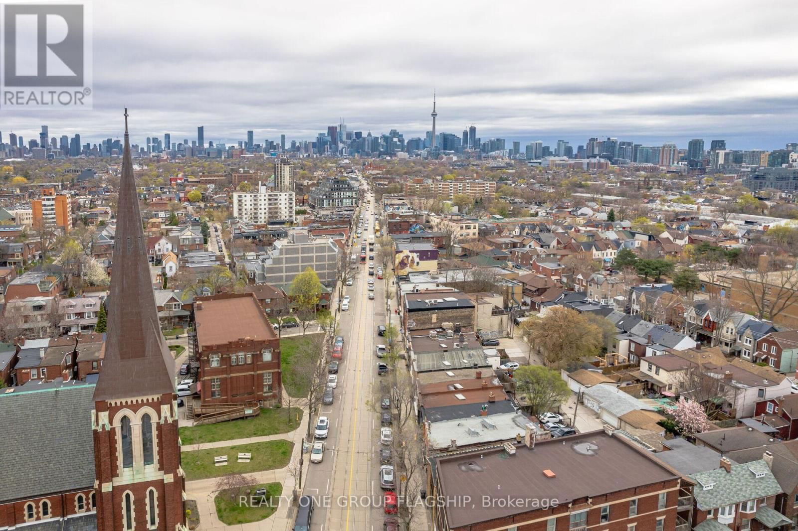 1691 DUNDAS STREET WEST Image 38
