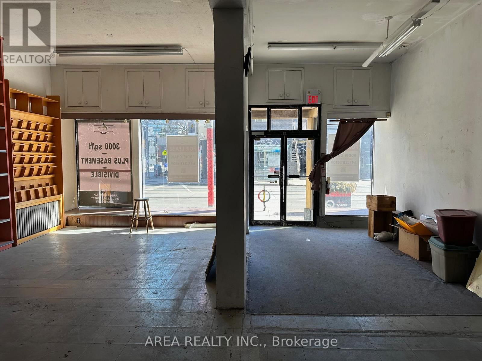 658 QUEEN STREET WEST Image 2