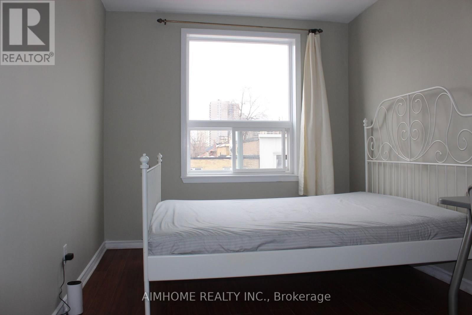 Apt 1 - 1483 EGLINTON AVENUE WEST Image 9