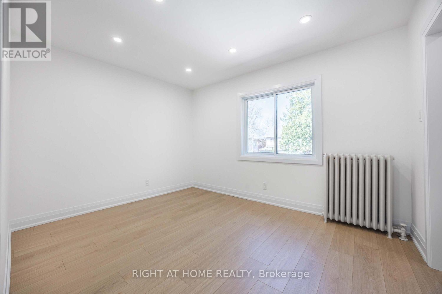 54 MCNAIRN AVENUE Image 14