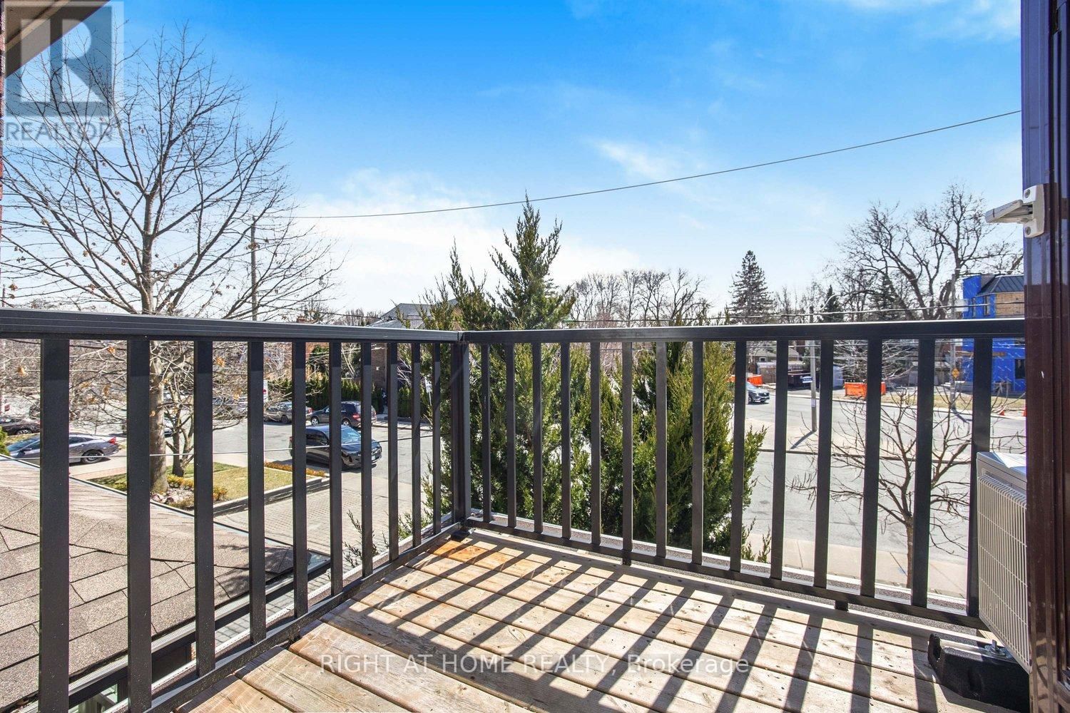 54 MCNAIRN AVENUE Image 17