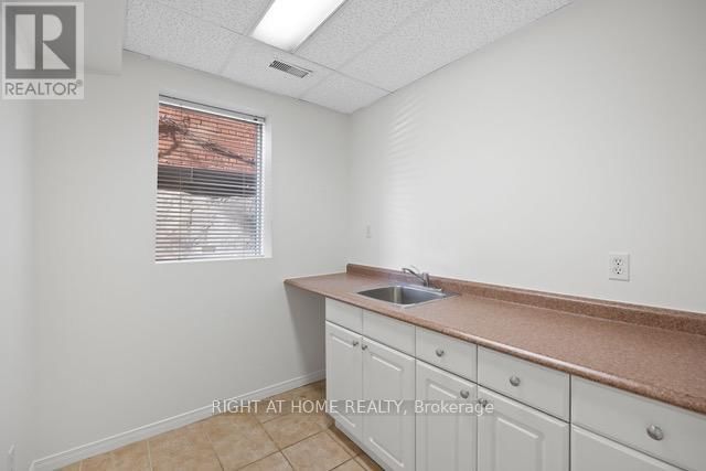# 4 - 421 EGLINTON AVENUE WEST Image 15
