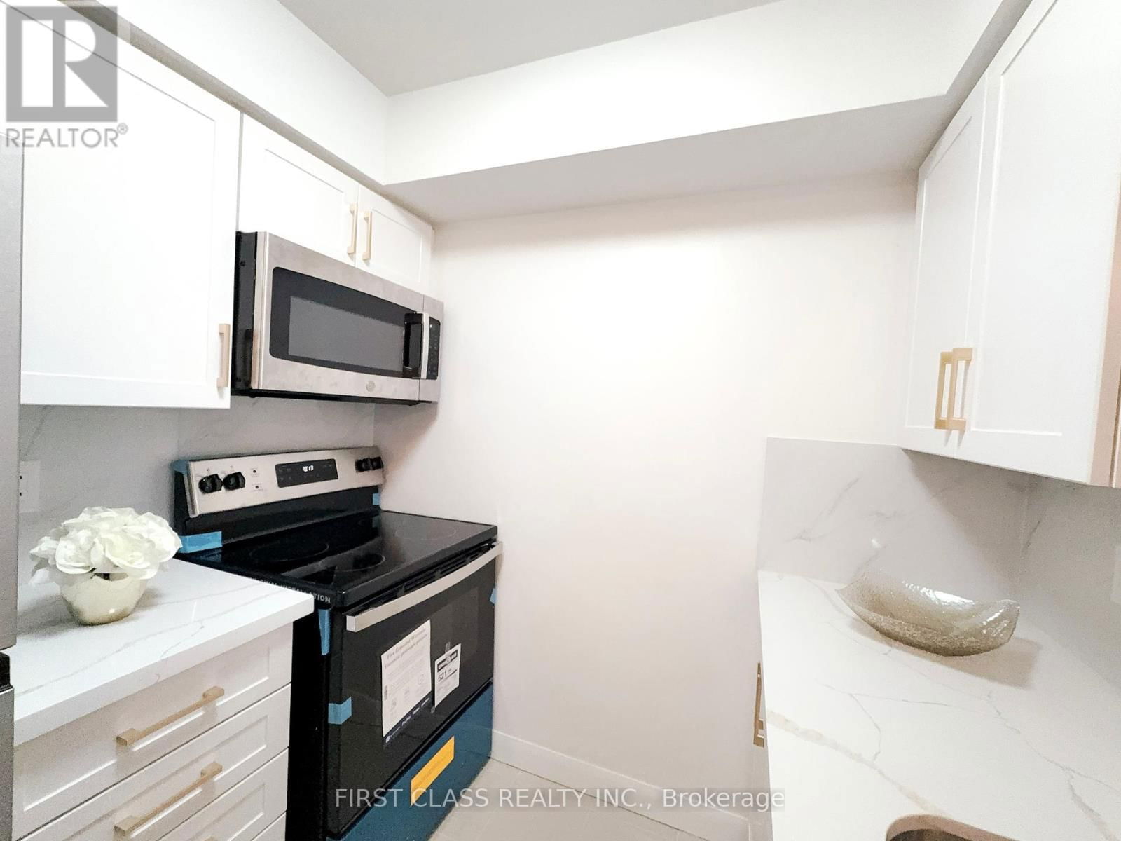 1612 - 4968 YONGE STREET Image 10