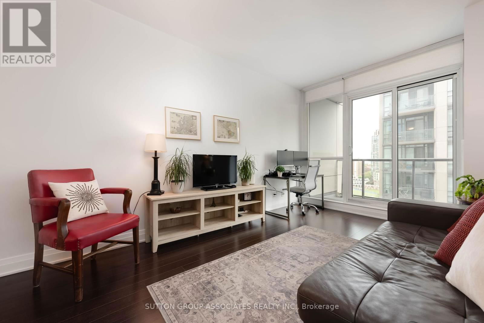 1405 - 530 ST CLAIR AVENUE WEST Image 11