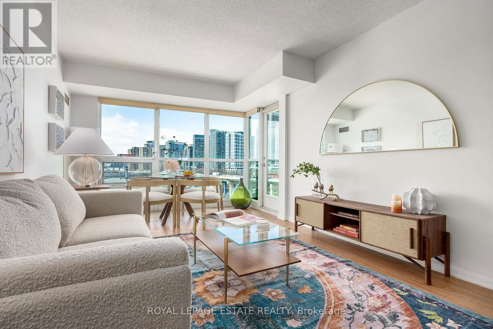 1011 - 231 FORT YORK BOULEVARD Image 2