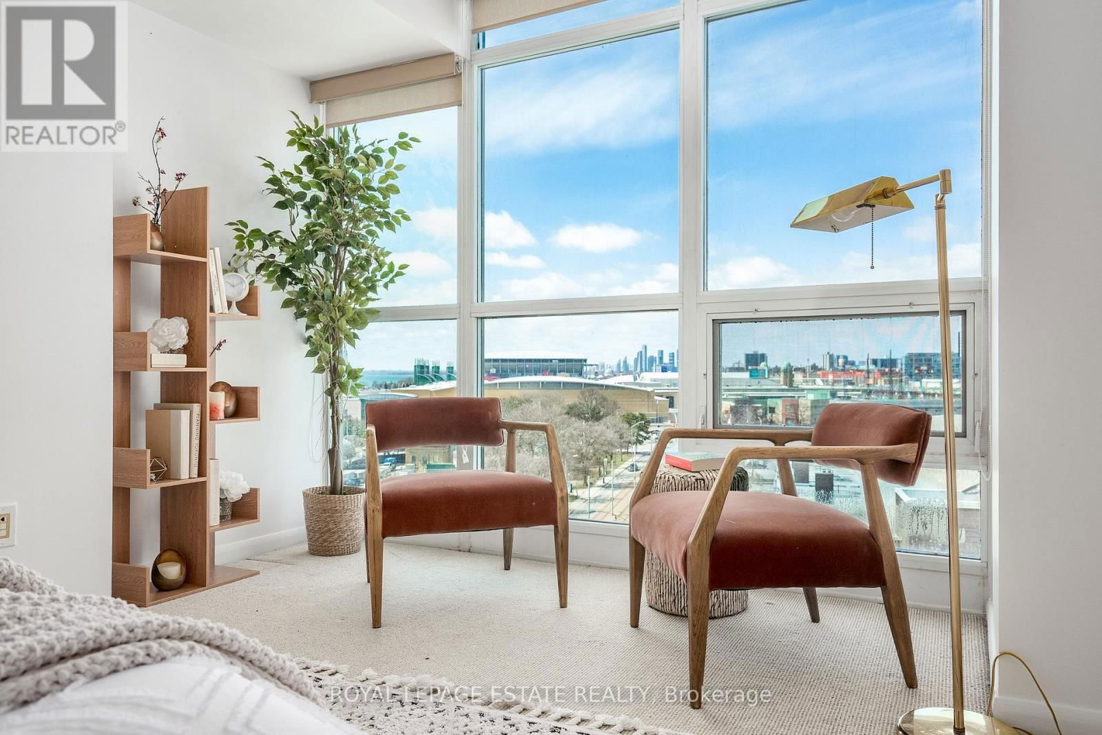 1011 - 231 FORT YORK BOULEVARD Image 20