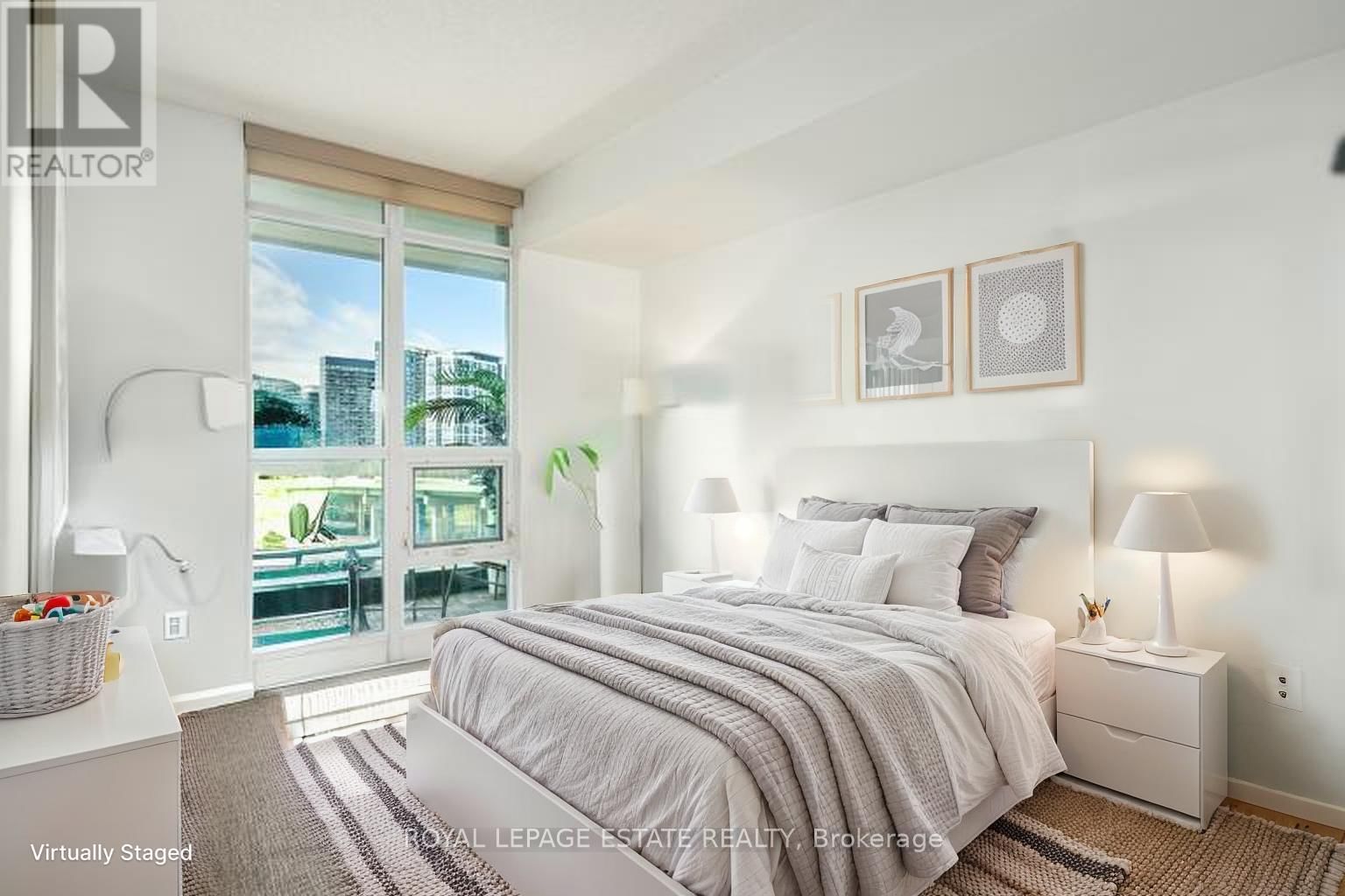 1011 - 231 FORT YORK BOULEVARD Image 23