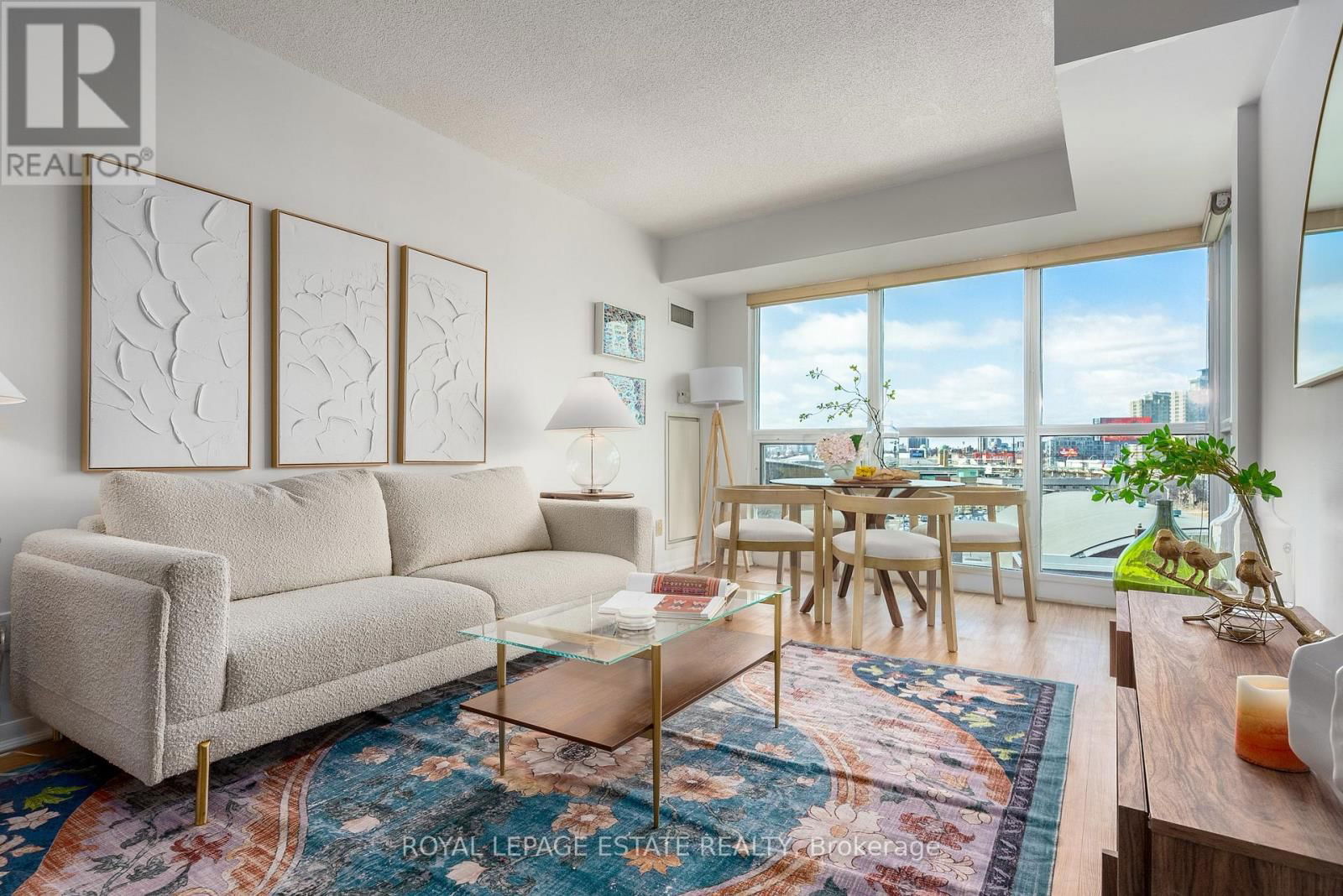 1011 - 231 FORT YORK BOULEVARD Image 3