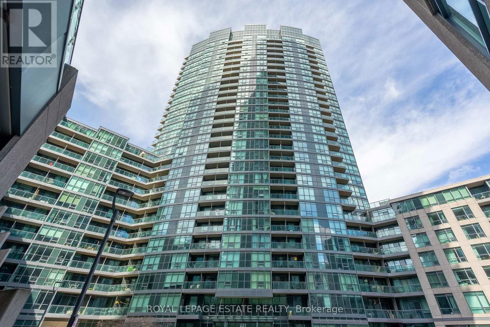 1011 - 231 FORT YORK BOULEVARD Image 39