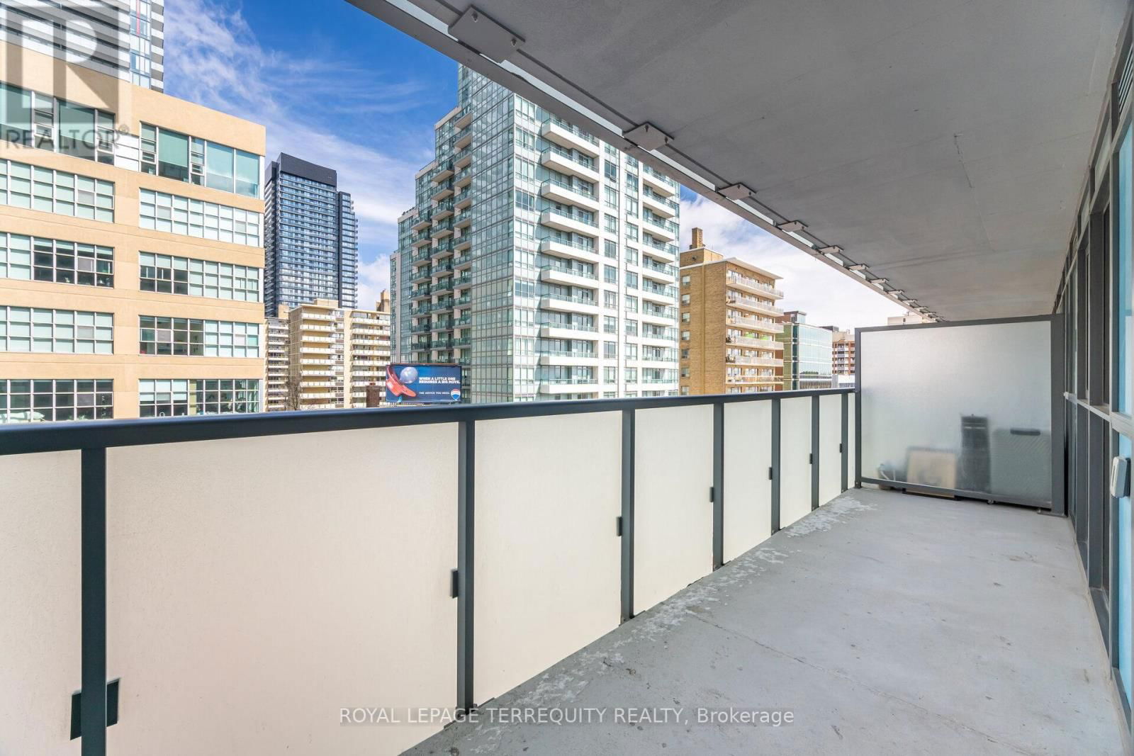 405 - 125 REDPATH AVENUE Image 25