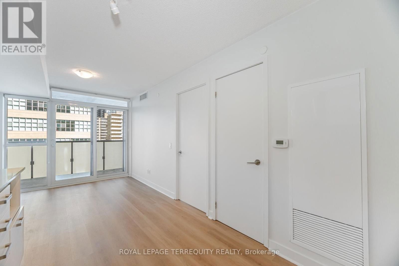 405 - 125 REDPATH AVENUE Image 9