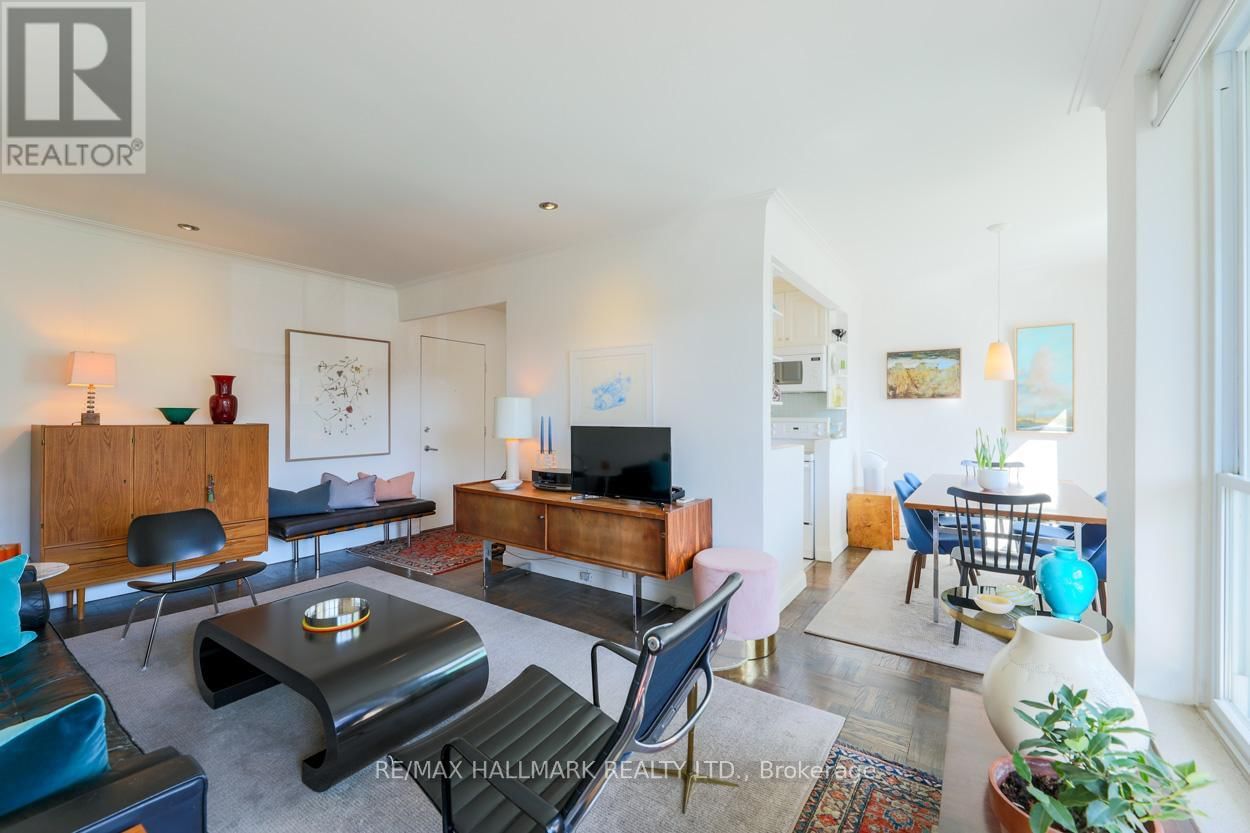 212 - 30 ELM AVENUE Image 10
