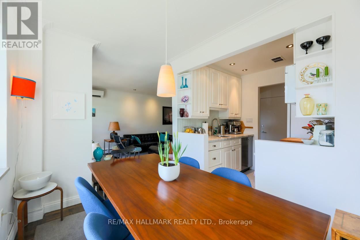 212 - 30 ELM AVENUE Image 16