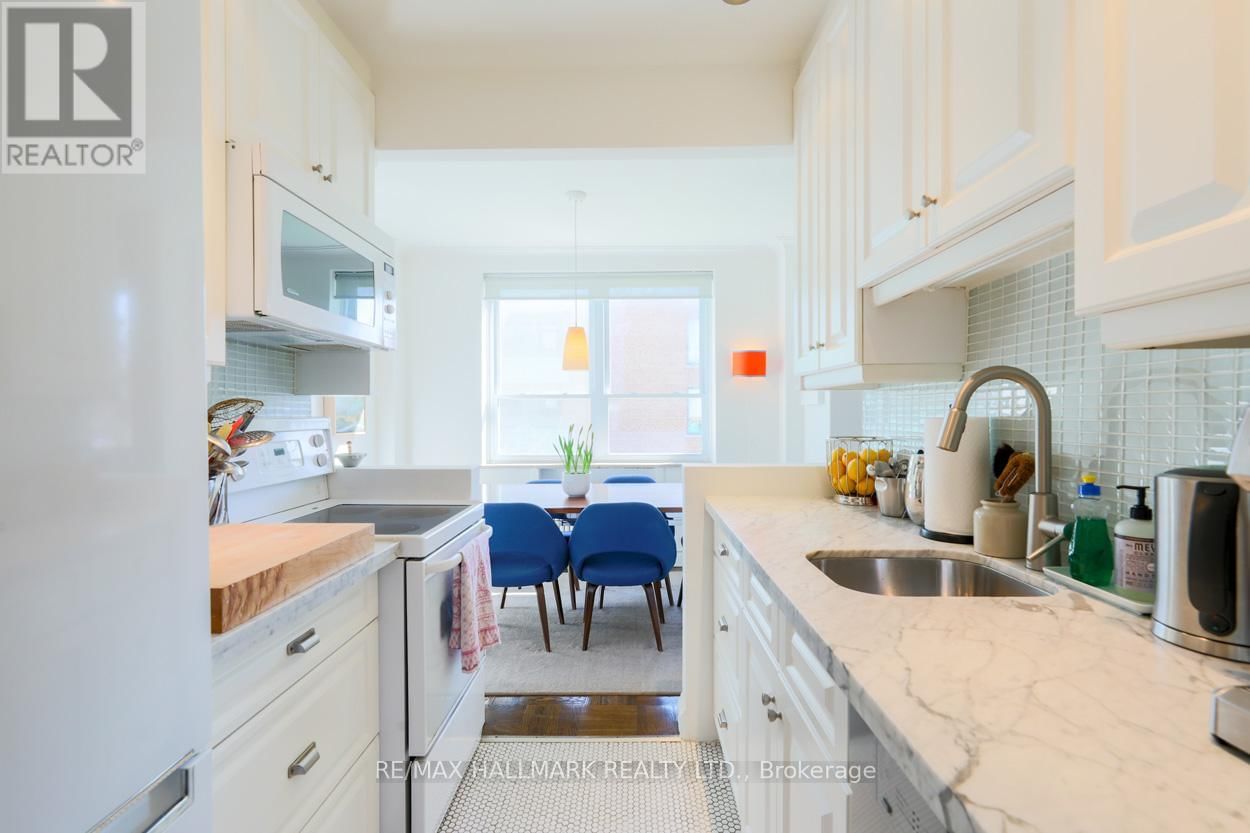 212 - 30 ELM AVENUE Image 19
