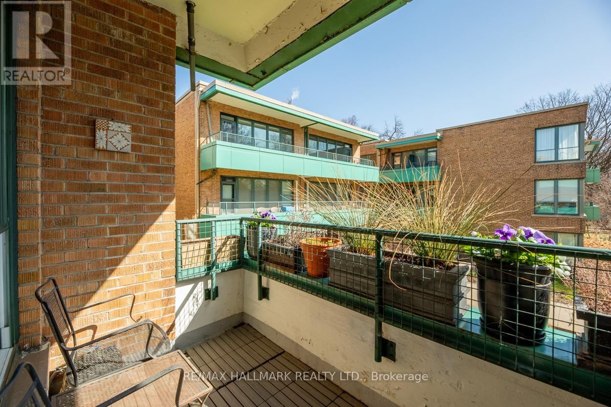 212 - 30 ELM AVENUE Image 25