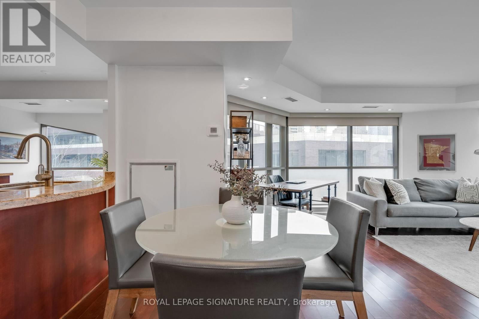 411 - 3 MCALPINE STREET Image 12
