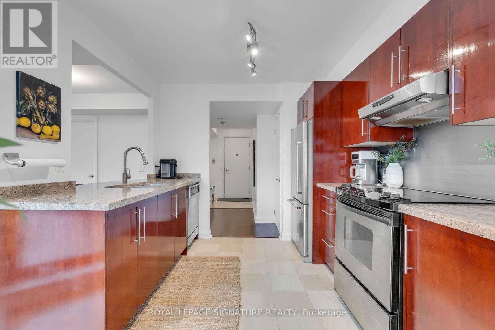 411 - 3 MCALPINE STREET Image 17