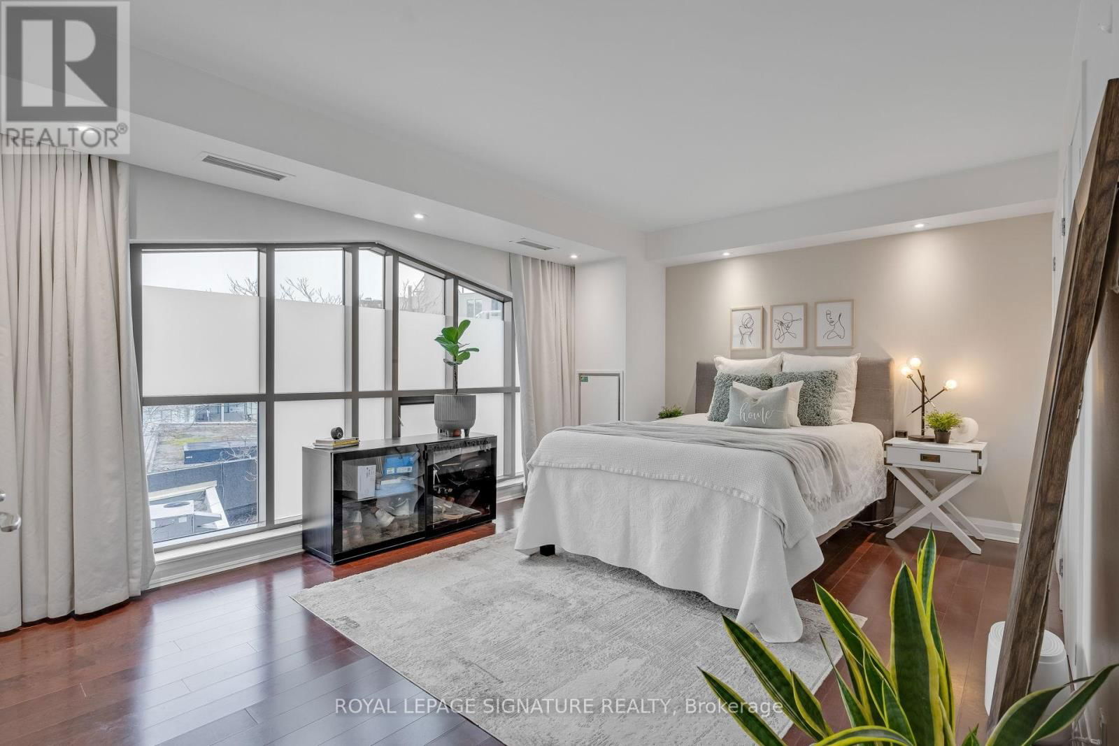 411 - 3 MCALPINE STREET Image 21