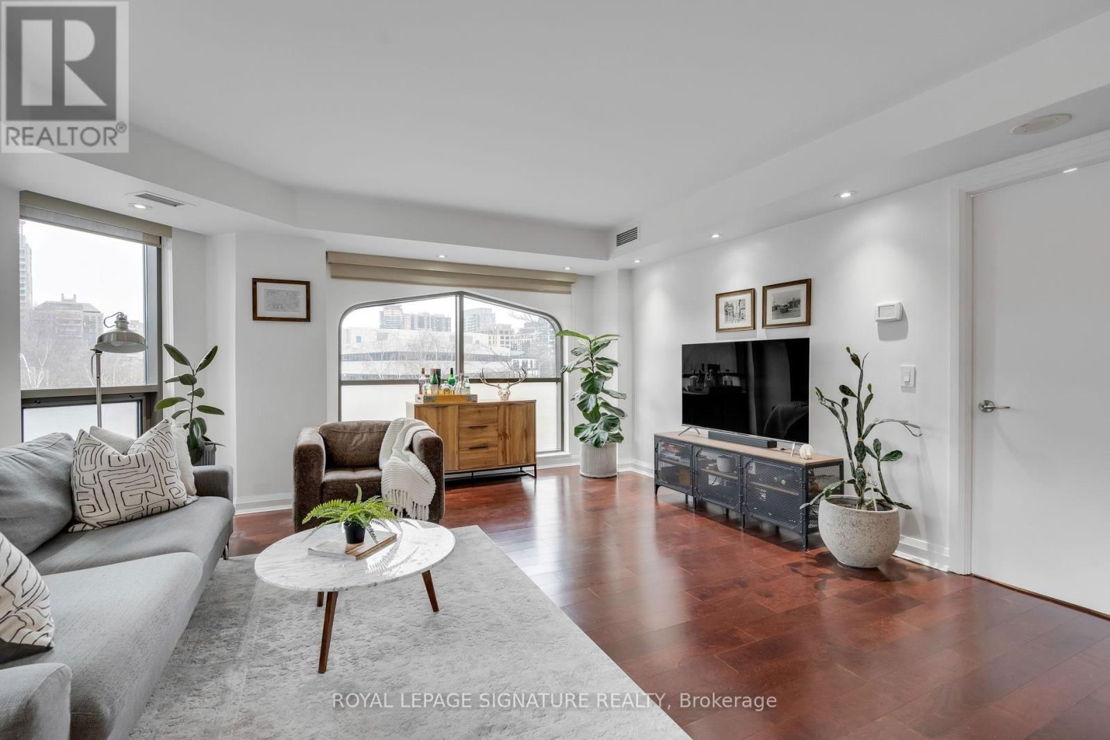 411 - 3 MCALPINE STREET Image 6