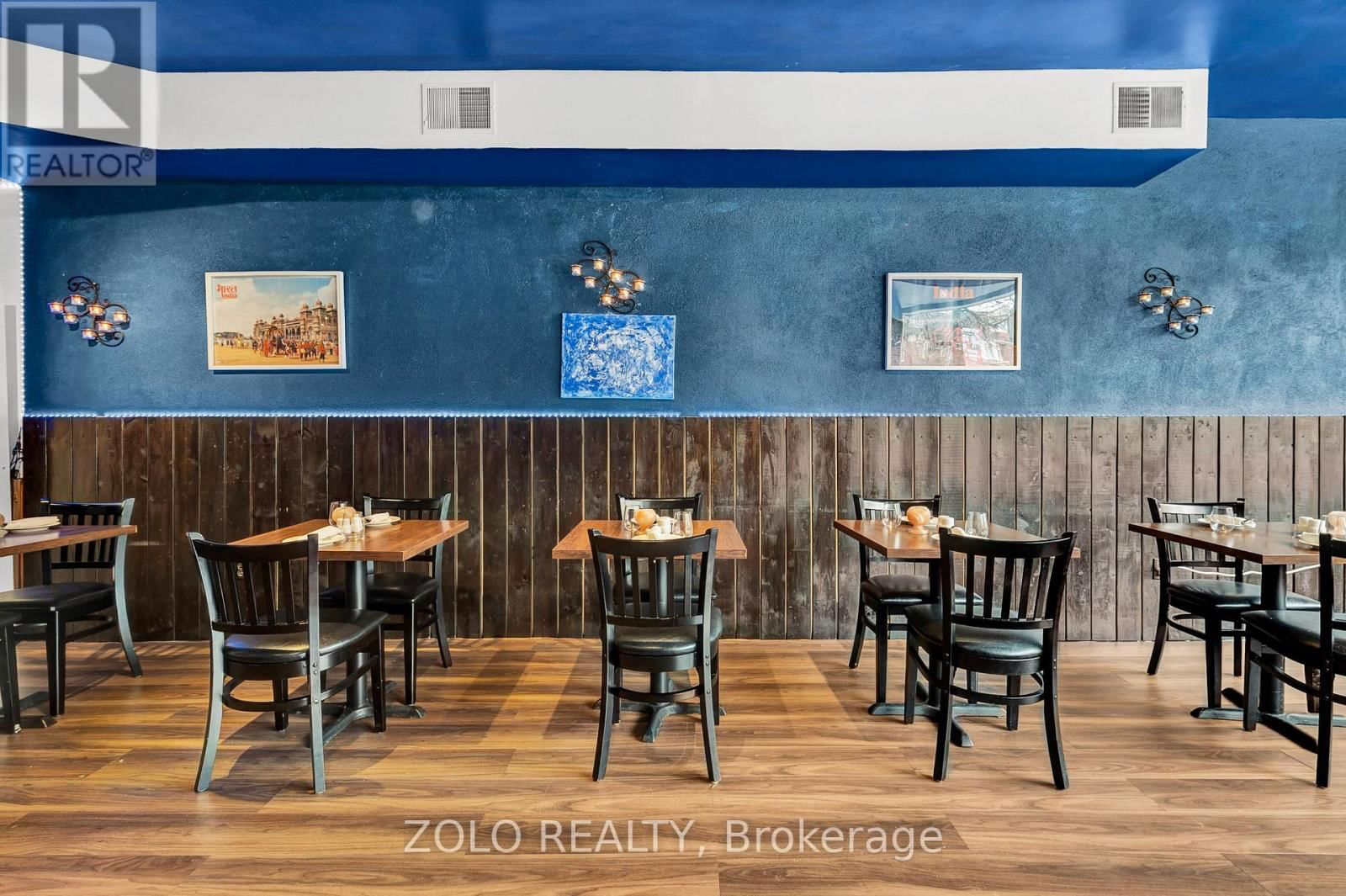 695 COLLEGE STREET Image 9