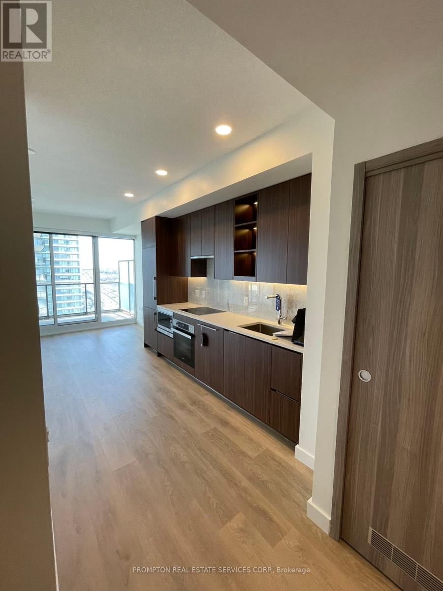 2015 - 85 MCMAHON DRIVE Image 7