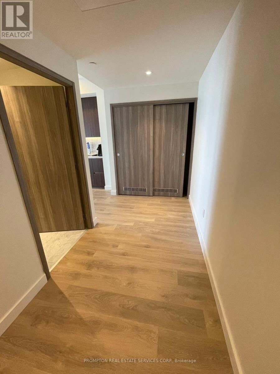 2015 - 85 MCMAHON DRIVE Image 8